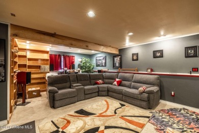 Price reduced! Now's the time to own this spacious home on a on Prairie Falls Golf Club in Idaho - for sale on GolfHomes.com, golf home, golf lot