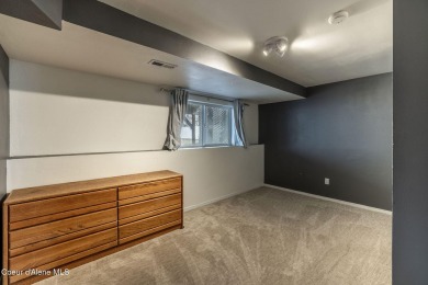 Price reduced! Now's the time to own this spacious home on a on Prairie Falls Golf Club in Idaho - for sale on GolfHomes.com, golf home, golf lot
