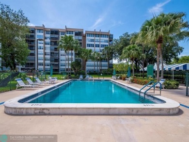 Lovely, Spacious, Immaculate 1 Bedroom + 2 bath condo in Gated on Pembroke Lakes Golf Club in Florida - for sale on GolfHomes.com, golf home, golf lot