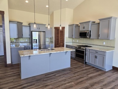 This home is like new.  It was a stopover place for the Owners on Deer Park Golf Club in Washington - for sale on GolfHomes.com, golf home, golf lot