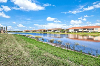 ****SIGNIFICANT PRICE IMPROVEMENT!*** JUST PACK YOUR PERSONAL on The Golf Club At Fiddlers Creek in Florida - for sale on GolfHomes.com, golf home, golf lot