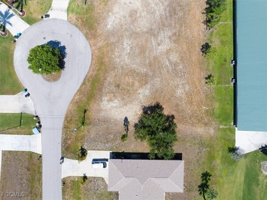 Beautiful Cul-de-sac lot located on Palmetto Pines Golf Course on Palmetto-Pine Country Club in Florida - for sale on GolfHomes.com, golf home, golf lot