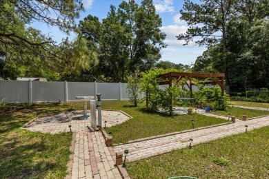 One or more photo(s) has been virtually staged. Gracious living on Rainbows End Golf Club in Florida - for sale on GolfHomes.com, golf home, golf lot