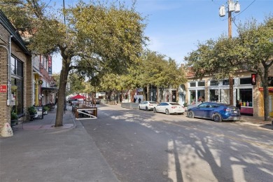 Nestled in the heart of the beloved Kings Highway Conservation on Stevens Park Golf Course in Texas - for sale on GolfHomes.com, golf home, golf lot