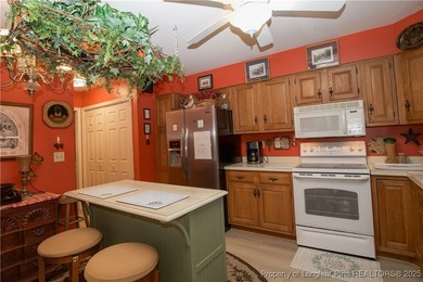 Beautiful townhome in the desirable Knollwood Village! This on Knollwood Fairways and Driving  in North Carolina - for sale on GolfHomes.com, golf home, golf lot