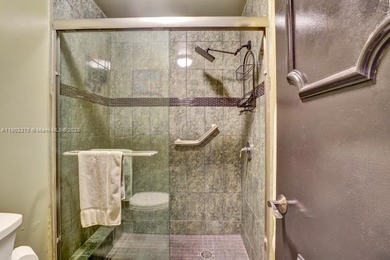 Beautiful Townhouse 3 bedrooms & 3 full bathrooms, one full on Jim McLean Signature Course in Florida - for sale on GolfHomes.com, golf home, golf lot