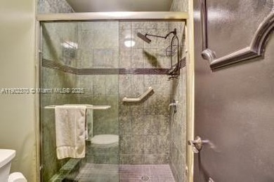 Beautiful Townhouse 3 bedrooms & 3 full bathrooms, one full on Jim McLean Signature Course in Florida - for sale on GolfHomes.com, golf home, golf lot