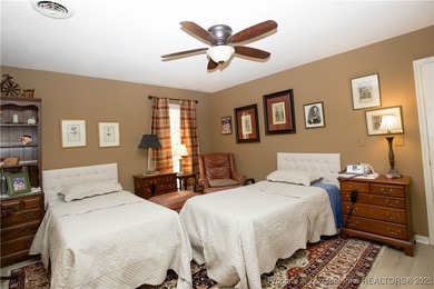 Beautiful townhome in the desirable Knollwood Village! This on Knollwood Fairways and Driving  in North Carolina - for sale on GolfHomes.com, golf home, golf lot