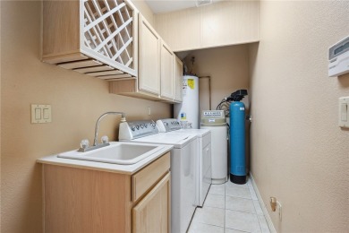 Motivated Seller All Reasonable Offers Considered! Located in on Laughlin Ranch Golf Club in Arizona - for sale on GolfHomes.com, golf home, golf lot