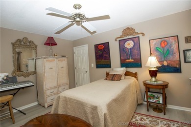 Beautiful townhome in the desirable Knollwood Village! This on Knollwood Fairways and Driving  in North Carolina - for sale on GolfHomes.com, golf home, golf lot