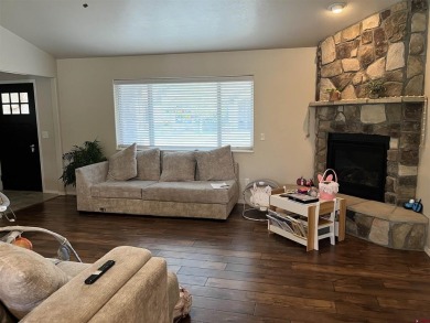 Vicki L Jones, RE/MAX Alpine View, C: , vickijones,  : Stand on Black Canyon Golf Club At Montrose in Colorado - for sale on GolfHomes.com, golf home, golf lot
