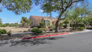 Beautifully maintained, newly painted, move-in ready home on Siena Golf Club in Nevada - for sale on GolfHomes.com, golf home, golf lot