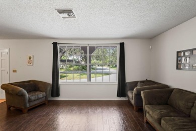 NO HOA, NO CDD, NO FLOOD ZONE! Live your Florida *Pool Home* on Beacon Woods Golf Club in Florida - for sale on GolfHomes.com, golf home, golf lot