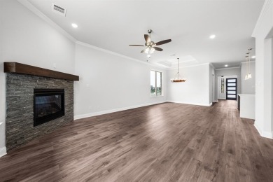 MLS# 20812371 - Built by Altura Homes - Ready Now! ~ This on Heath Golf and Yacht Club in Texas - for sale on GolfHomes.com, golf home, golf lot