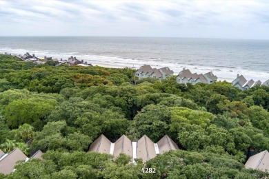 This one-bedroom, one-bath villa on Kiawah Island is a great on Kiawah Island Resort - Turtle Point in South Carolina - for sale on GolfHomes.com, golf home, golf lot