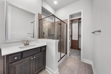 MLS# 20812371 - Built by Altura Homes - Ready Now! ~ This on Heath Golf and Yacht Club in Texas - for sale on GolfHomes.com, golf home, golf lot