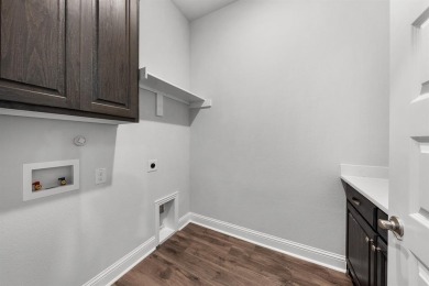 MLS# 20812371 - Built by Altura Homes - Ready Now! ~ This on Heath Golf and Yacht Club in Texas - for sale on GolfHomes.com, golf home, golf lot