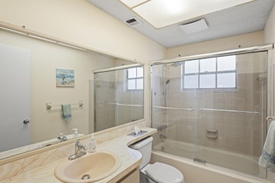 NO HOA, NO CDD, NO FLOOD ZONE! Live your Florida *Pool Home* on Beacon Woods Golf Club in Florida - for sale on GolfHomes.com, golf home, golf lot