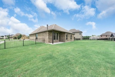 MLS# 20812371 - Built by Altura Homes - Ready Now! ~ This on Heath Golf and Yacht Club in Texas - for sale on GolfHomes.com, golf home, golf lot