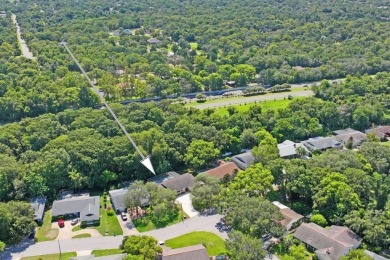 NO HOA, NO CDD, NO FLOOD ZONE! Live your Florida *Pool Home* on Beacon Woods Golf Club in Florida - for sale on GolfHomes.com, golf home, golf lot