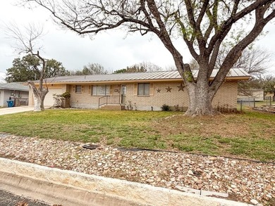 Just listed 1120 Nancy Beth Drive in Kerrville, TX. This 3 on Scott Schriener Municipal Golf Course in Texas - for sale on GolfHomes.com, golf home, golf lot