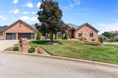 Welcome to 4807 Rolling Hills. This almost 3,700 sq ft home on Fremont Hills Country Club in Missouri - for sale on GolfHomes.com, golf home, golf lot