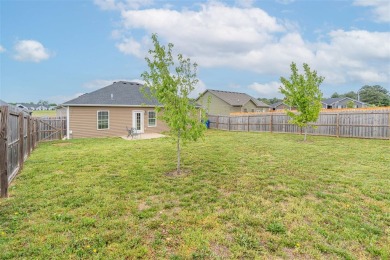 Don't miss this well-maintained 4-bedroom, 2-bathroom home with on Franklin Country Club in Kentucky - for sale on GolfHomes.com, golf home, golf lot