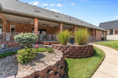 Welcome to 4807 Rolling Hills. This almost 3,700 sq ft home on Fremont Hills Country Club in Missouri - for sale on GolfHomes.com, golf home, golf lot