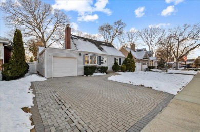 This stunning expanded Cape in Nassau Shores community is a rare on Peninsula Golf Club in New York - for sale on GolfHomes.com, golf home, golf lot