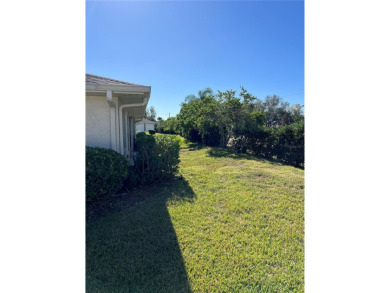 Massive Price reduction !!!This very nice 2 bedroom 2 Bath in on Falcon Watch Golf Club in Florida - for sale on GolfHomes.com, golf home, golf lot