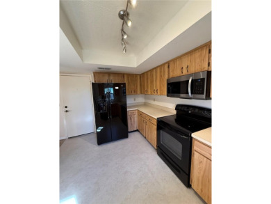 Massive Price reduction !!!This very nice 2 bedroom 2 Bath in on Falcon Watch Golf Club in Florida - for sale on GolfHomes.com, golf home, golf lot