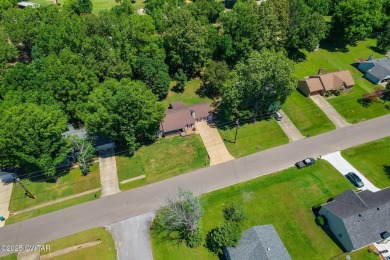 Beautifully updated home on the golf course!    Very clean and on Jackson National Golf Club in Tennessee - for sale on GolfHomes.com, golf home, golf lot