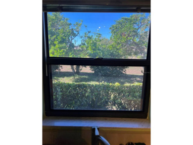 Massive Price reduction !!!This very nice 2 bedroom 2 Bath in on Falcon Watch Golf Club in Florida - for sale on GolfHomes.com, golf home, golf lot