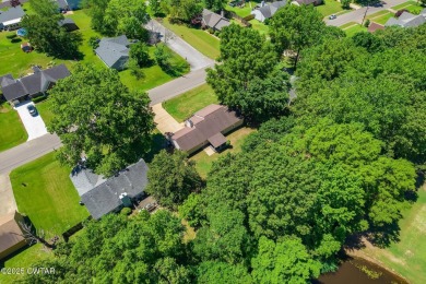 Beautifully updated home on the golf course!    Very clean and on Jackson National Golf Club in Tennessee - for sale on GolfHomes.com, golf home, golf lot