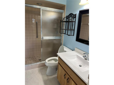 Massive Price reduction !!!This very nice 2 bedroom 2 Bath in on Falcon Watch Golf Club in Florida - for sale on GolfHomes.com, golf home, golf lot