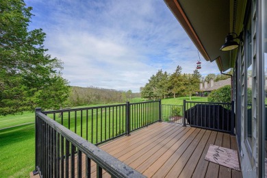 Beautifully appointed and tastefully updated end-unit Spring on Eagle Ridge Inn and Resort in Illinois - for sale on GolfHomes.com, golf home, golf lot