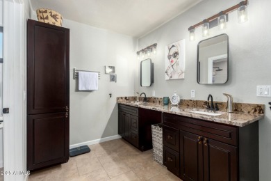 Beautifully updated 2BR, 2BA + Den Maya floor plan in the active on Cottonwood Country Club in Arizona - for sale on GolfHomes.com, golf home, golf lot