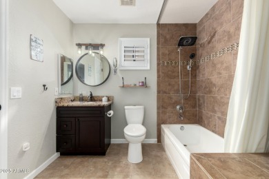 Beautifully updated 2BR, 2BA + Den Maya floor plan in the active on Cottonwood Country Club in Arizona - for sale on GolfHomes.com, golf home, golf lot
