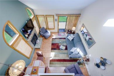 Beautifully appointed and tastefully updated end-unit Spring on Eagle Ridge Inn and Resort in Illinois - for sale on GolfHomes.com, golf home, golf lot