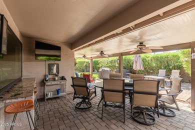 Beautifully updated 2BR, 2BA + Den Maya floor plan in the active on Cottonwood Country Club in Arizona - for sale on GolfHomes.com, golf home, golf lot