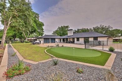 Golf Course Lot! Totally updated 3 bedroom, 2.5 bath home with on Ridglea Golf Course in Texas - for sale on GolfHomes.com, golf home, golf lot