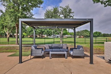 Golf Course Lot! Totally updated 3 bedroom, 2.5 bath home with on Ridglea Golf Course in Texas - for sale on GolfHomes.com, golf home, golf lot