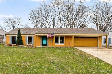 Discover the charm of this updated 4-bedroom, 2-bathroom ranch on Fox Bend Golf Course in Illinois - for sale on GolfHomes.com, golf home, golf lot