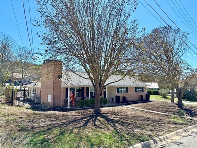 This well-maintained 3-bedroom, 2-bath home features many on Scott Schriener Municipal Golf Course in Texas - for sale on GolfHomes.com, golf home, golf lot