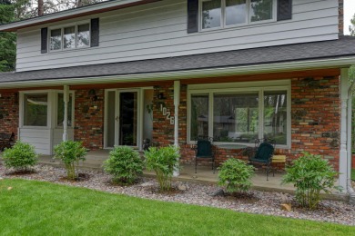 0.44 acre lot in Mead school district! Solid, well maintained 2 on Spokane Country Club in Washington - for sale on GolfHomes.com, golf home, golf lot