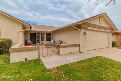 This beautiful 2 bedroom 2 bathroom home boasts spacious vaulted on Stardust Golf Course in Arizona - for sale on GolfHomes.com, golf home, golf lot