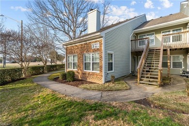 Well-maintained condominium located in the Villas of Glenwood on Honey Bee Golf Club in Virginia - for sale on GolfHomes.com, golf home, golf lot