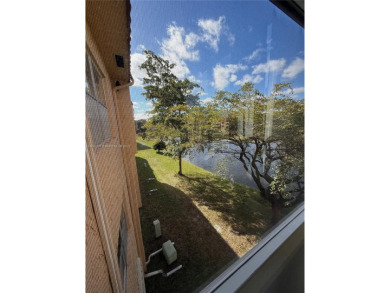 Beautiful 55+ community with lots of amenities:Golf, Billiard on Sunrise Lakes Phase III in Florida - for sale on GolfHomes.com, golf home, golf lot