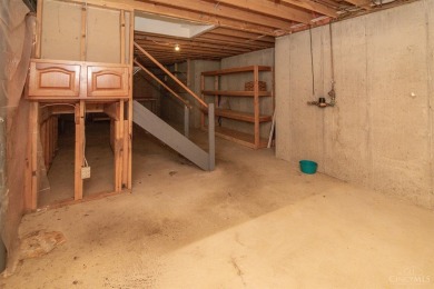 This spacious 2 story brick home boasts large rooms and plenty on Fairfield Greens-North Trace in Ohio - for sale on GolfHomes.com, golf home, golf lot