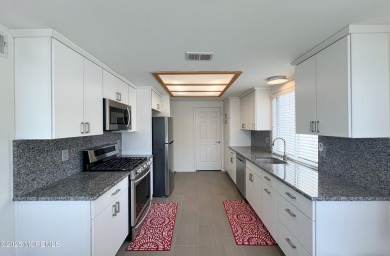 Beautiful Ritz Model offering an inviting floor plan and living on Leisure Village West Assoc. in New Jersey - for sale on GolfHomes.com, golf home, golf lot